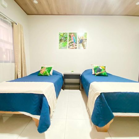 Pura Vida Apartment. 5 Min From Airport Alajuela Esterno foto