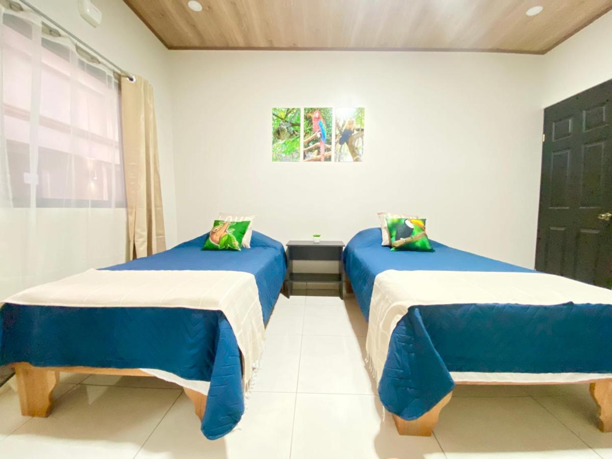 Pura Vida Apartment. 5 Min From Airport Alajuela Esterno foto